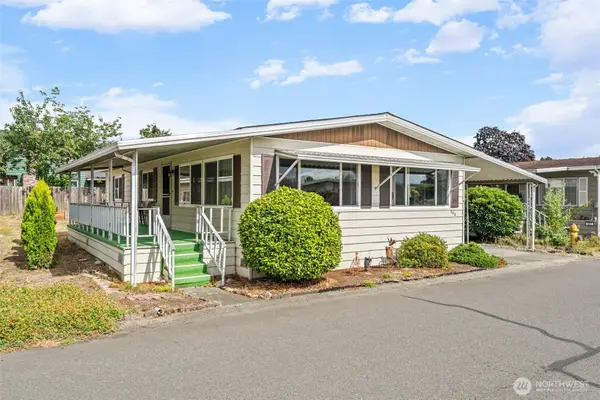 1402 22nd Street Ne #220, Auburn, WA 98002