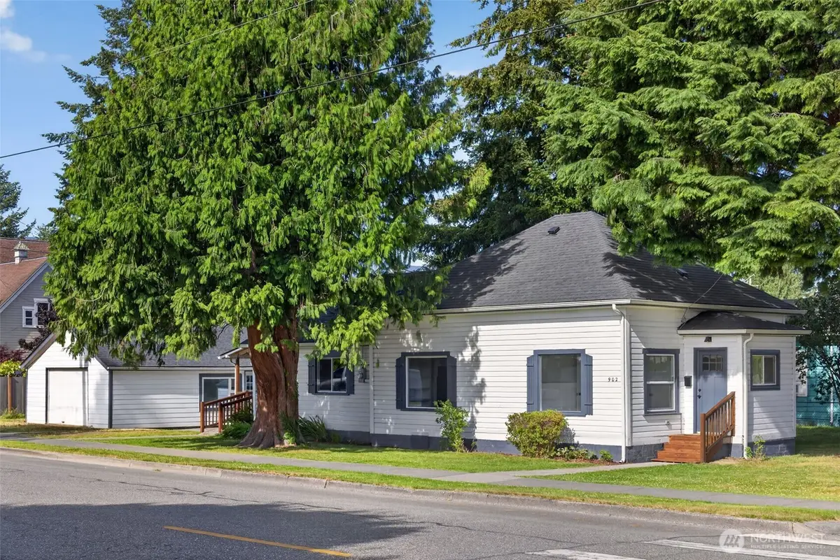 902 Fidalgo Street, Sedro Woolley, WA 98284 - #1