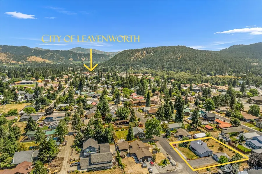 137 W Center Street, Leavenworth, WA 98826 - #2