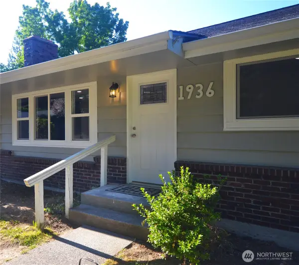 1936 NE Clemens Street, Bremerton, WA 98310
