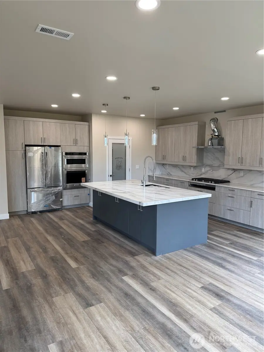 9616 48th Drive Ne, Marysville, WA 98270 - #2