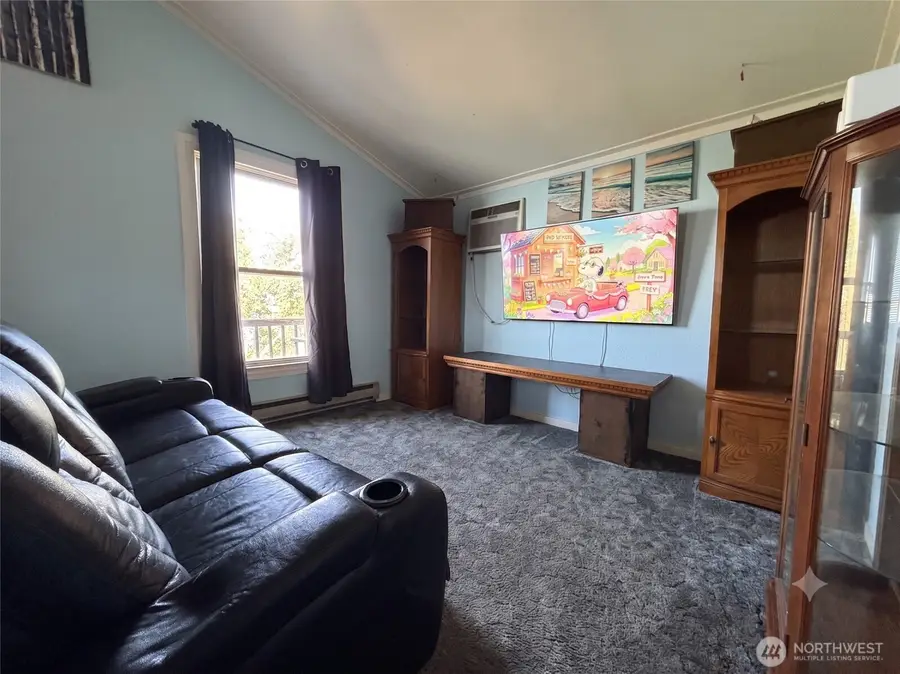 2745 NE Westshore Dr, Moses Lake, WA 98837 - #2
