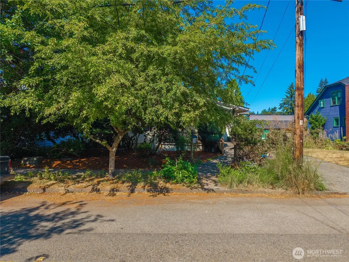 231 Central Street Ne, Olympia, WA 98506 - #1