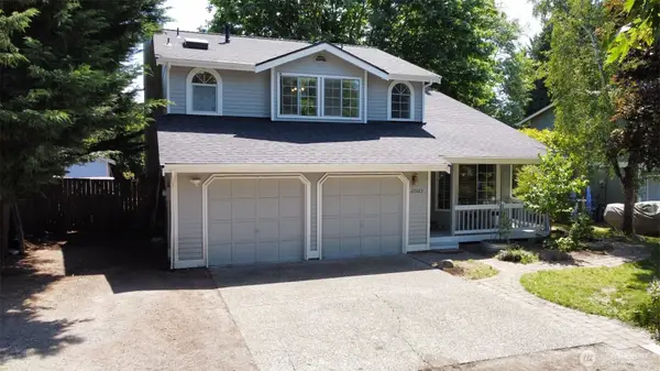 22023 SE 266th Place, Maple Valley, WA 98038