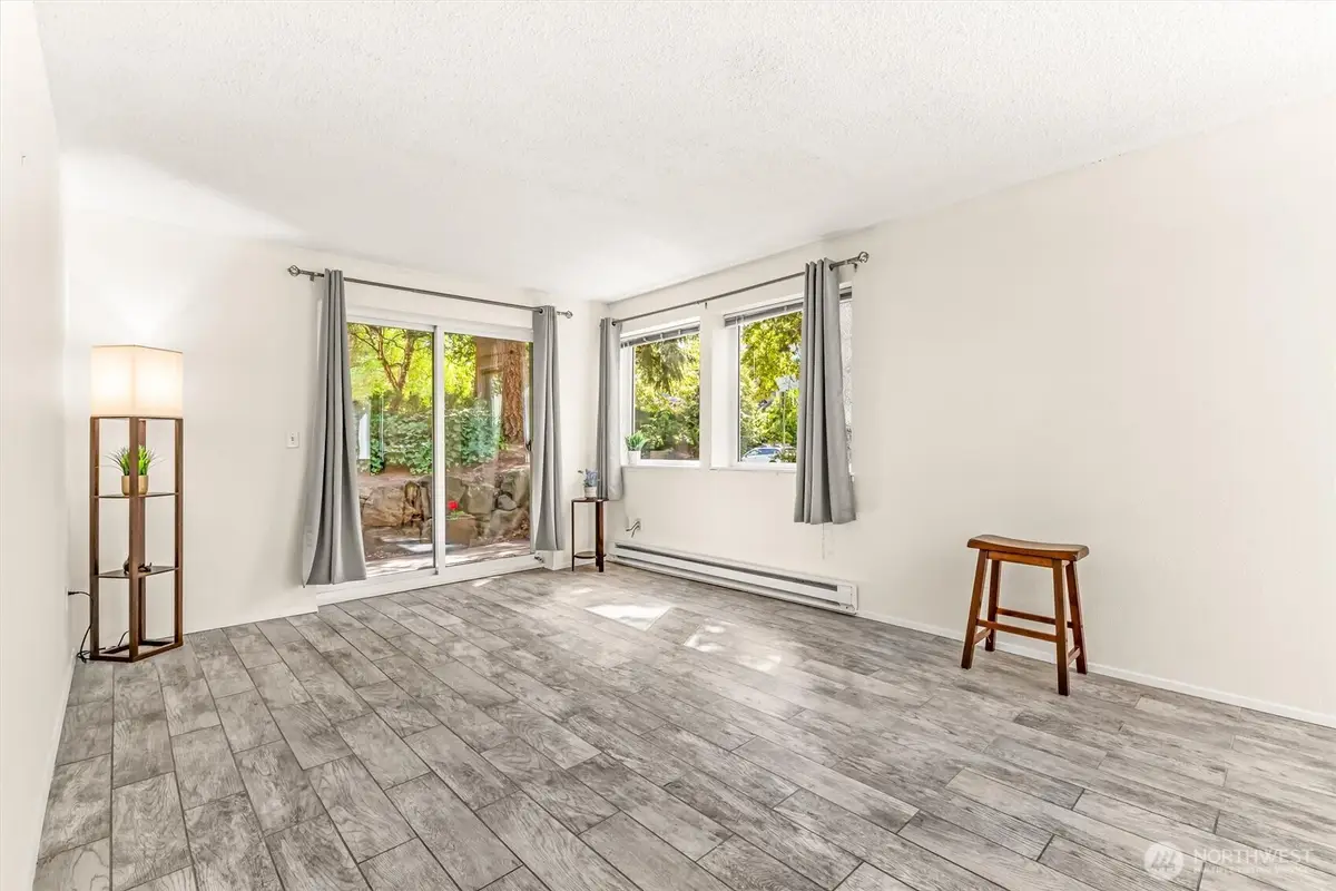 5912 California Avenue Sw #102, Seattle, WA 98136 - #1