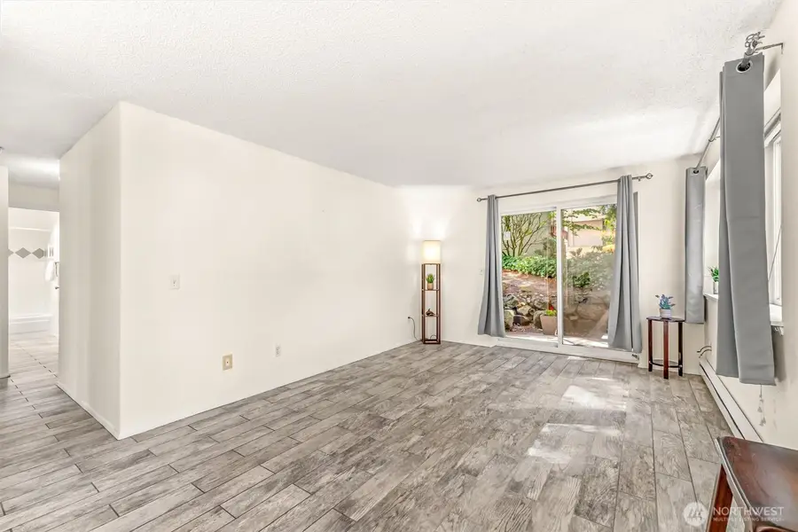 5912 California Avenue Sw #102, Seattle, WA 98136 - #3