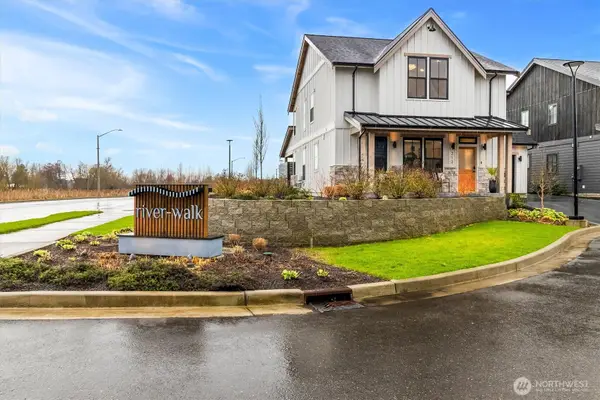 212 Riverwalk Drive #1, Lynden, WA 98264