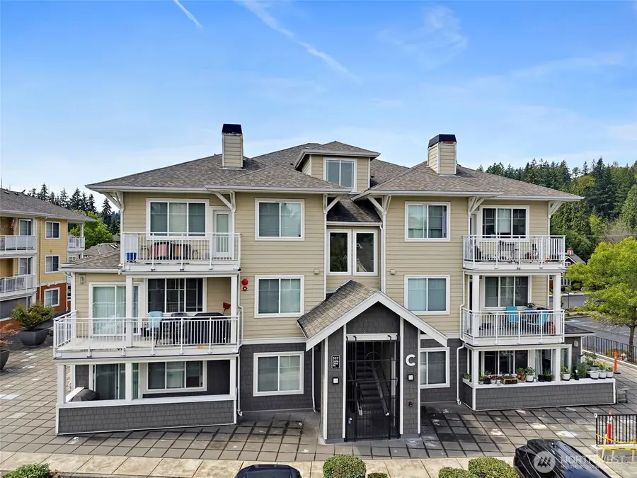 537 225th Lane Ne #C102, Sammamish, WA 98074 - #2