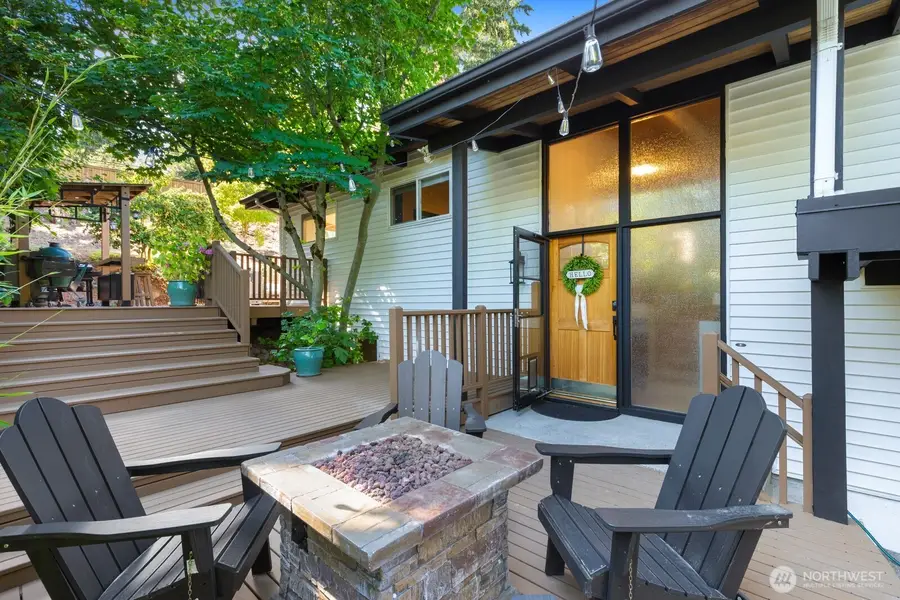11123 34th Place Sw, Seattle, WA 98146 - #2