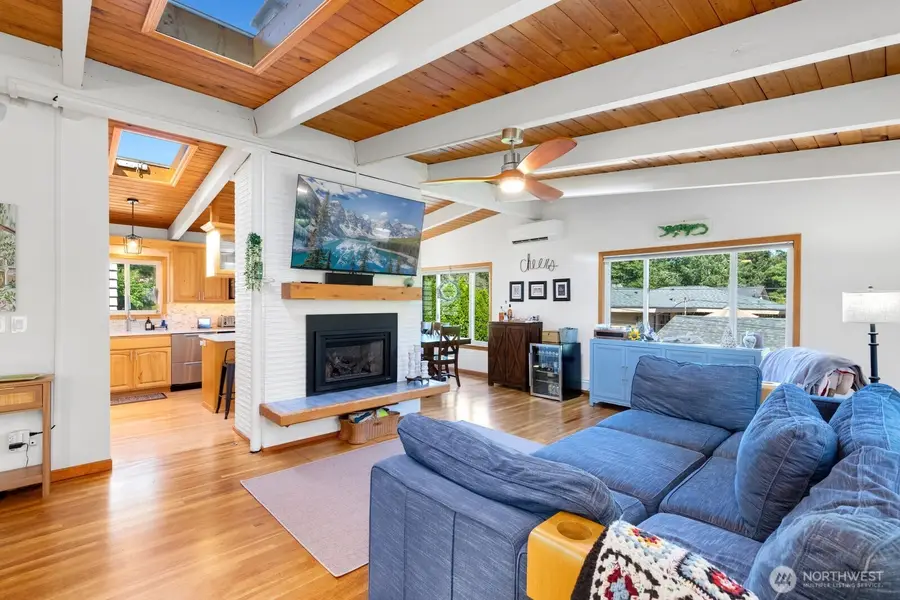 11123 34th Place Sw, Seattle, WA 98146 - #3
