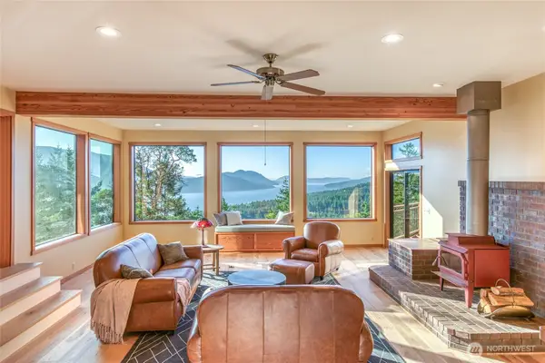 404 Lookout Loop, Orcas Island, WA 98245