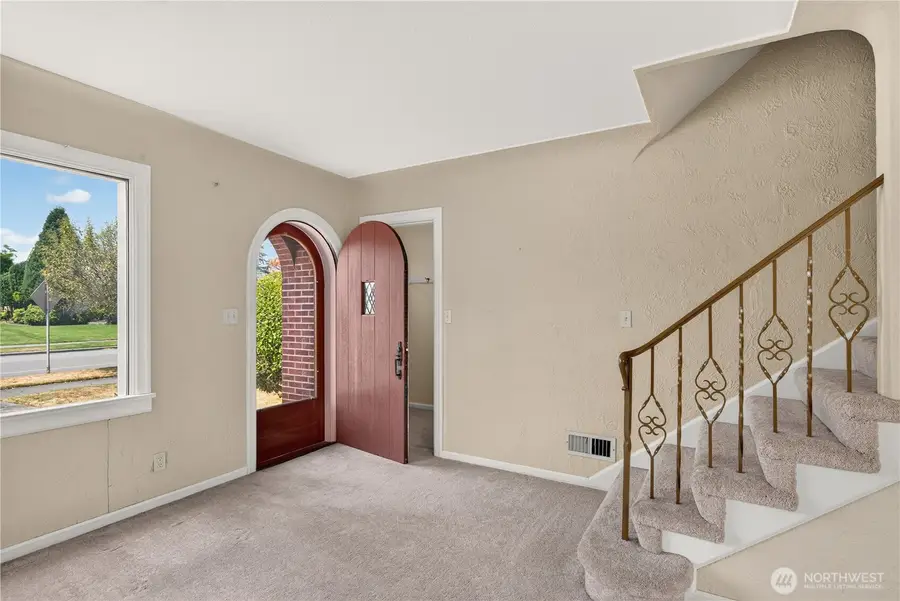 1831 Rucker Ave, Everett, WA 98201 - #3