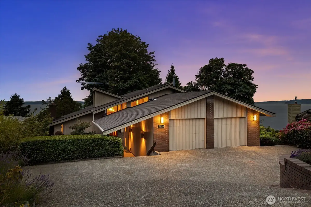 7320 164th Place Sw, Edmonds, WA 98026 - #1