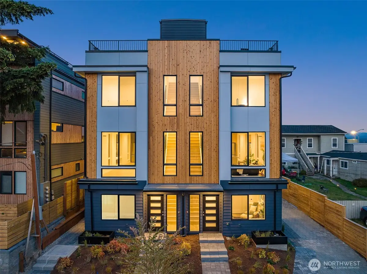 4514 Corliss Avenue N, Seattle, WA 98103 - #1