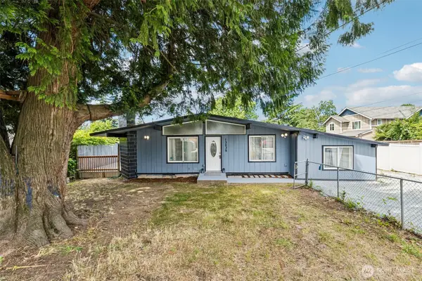 13039 24th Avenue S, Seattle, WA 98168