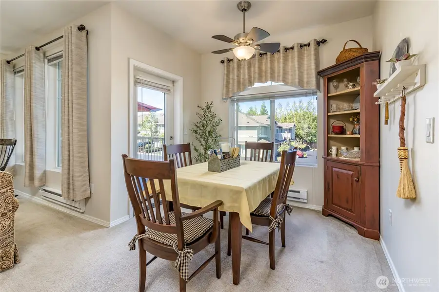 6137 Hazel Loop Se #B, Auburn, WA 98092 - #3