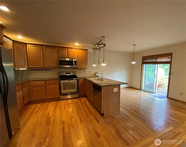 31672 Military Road S, Auburn, WA 98001