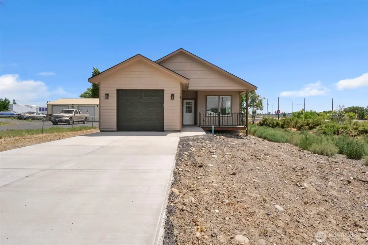 419 5th Ave Se, Soap Lake, WA 98851 - #1