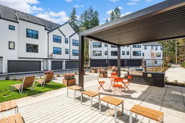 781 7th Avenue Nw, Issaquah, WA 98027