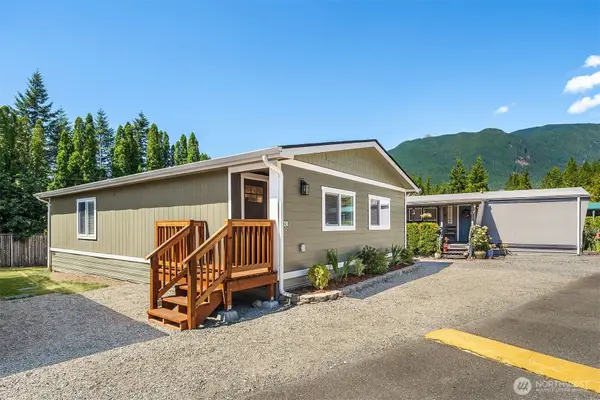 45800 SE North Bend Way #24, North Bend, WA 98045