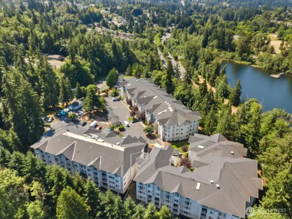 13301 SE 79th Place #C311, Newcastle, WA 98059