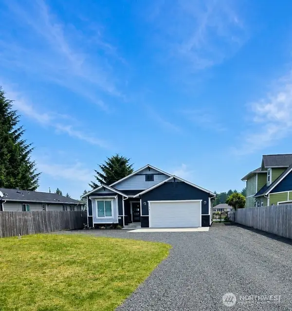 574 Weatherwax Loop Ne, Ocean Shores, WA 98569