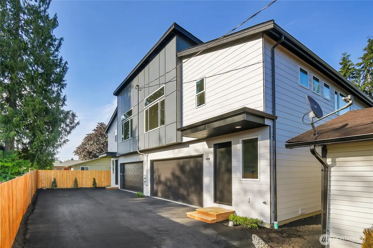 629 107th Place Sw #A, Everett, WA 98204 - #1