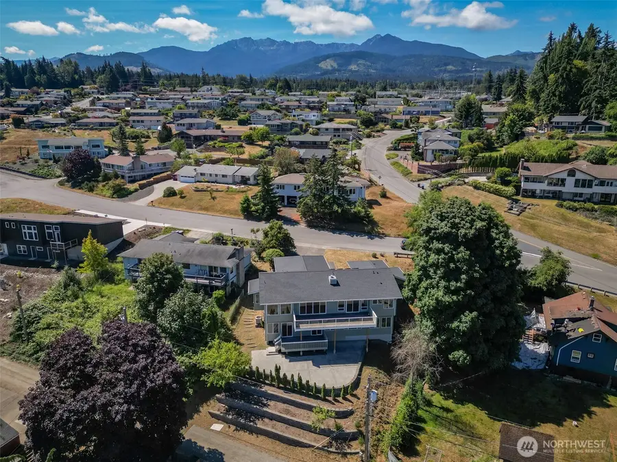 1311 E 5th Street, Port Angeles, WA 98362 - #2