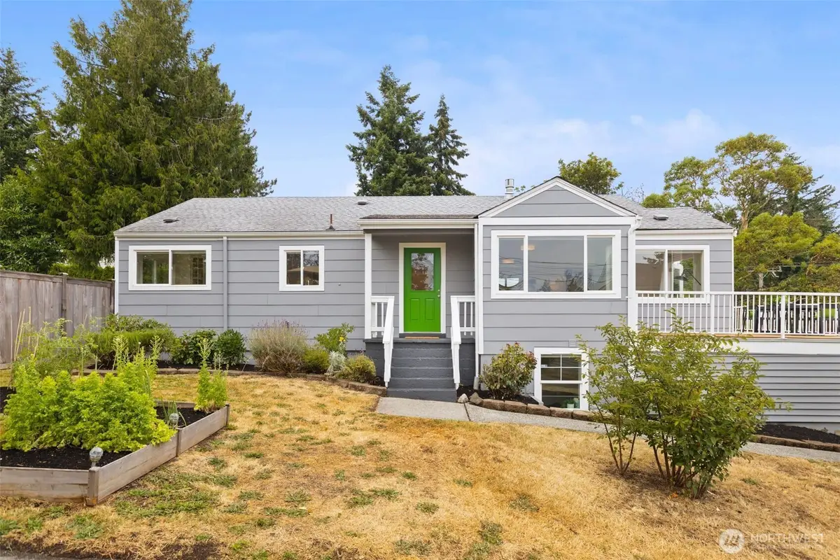 10835 35th Avenue Sw, Seattle, WA 98146 - #1
