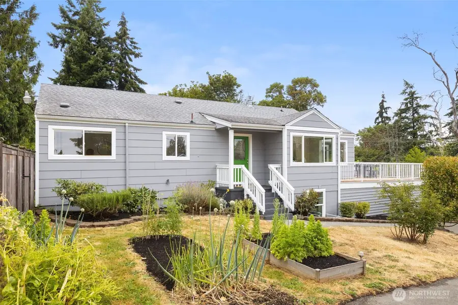 10835 35th Avenue Sw, Seattle, WA 98146 - #2