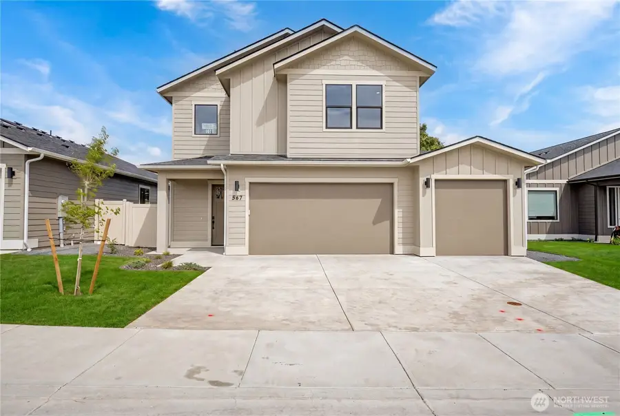 567 S Perry Avenue, East Wenatchee, WA 98802 - #2