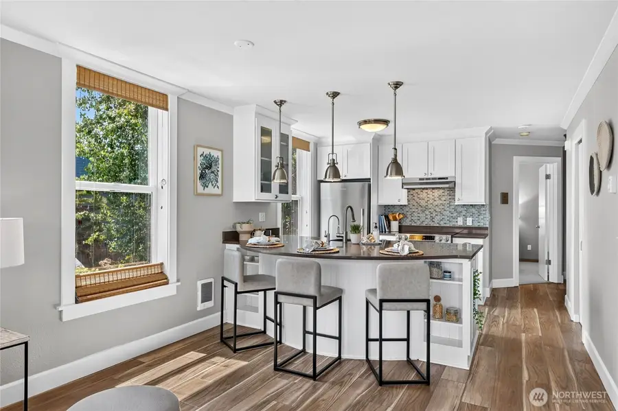2920 Alki Avenue Sw #207, Seattle, WA 98116 - #3