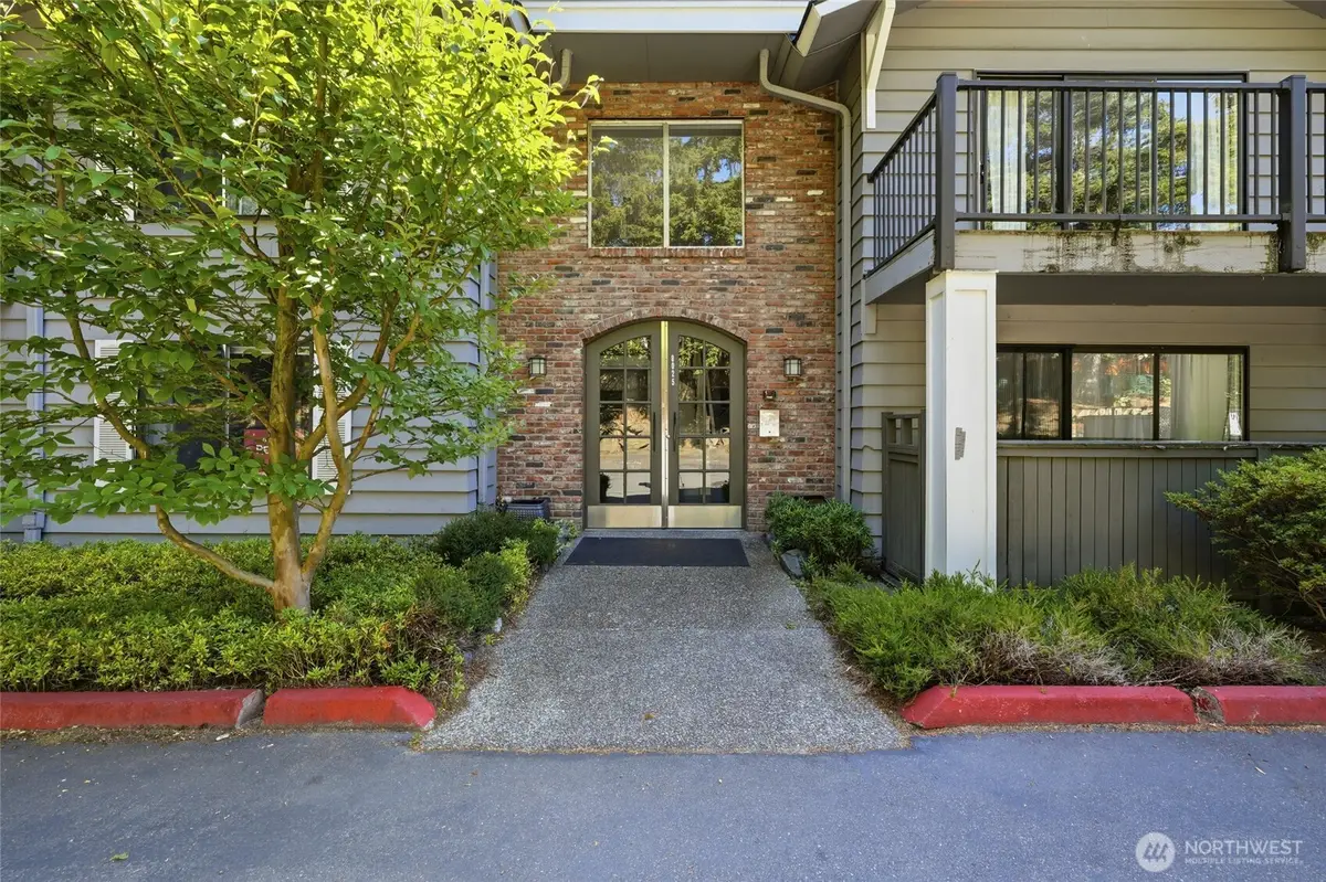 8025 234th Street Sw #120, Edmonds, WA 98026 - #1