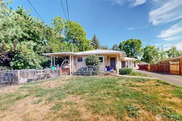 1851 Carl Street, Walla Walla, WA 99362