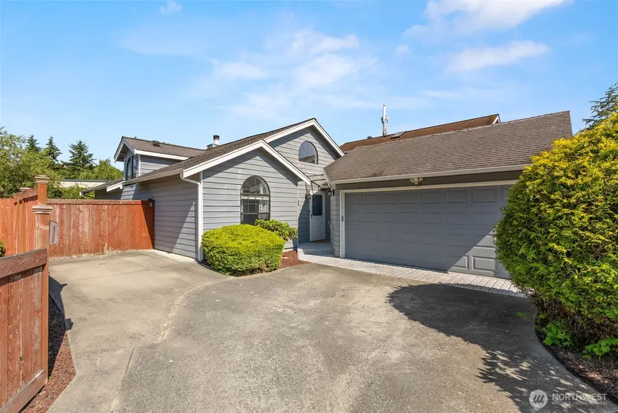 7612 Colony Court Ne, Bremerton, WA 98311 - #3