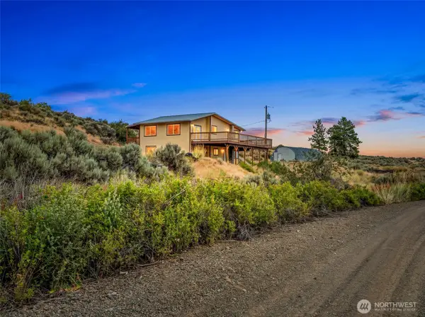 612 Rd S Sw, East Wenatchee, WA 98802