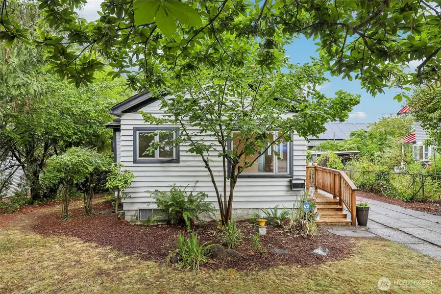 1807 30th Avenue S, Seattle, WA 98144 - #3