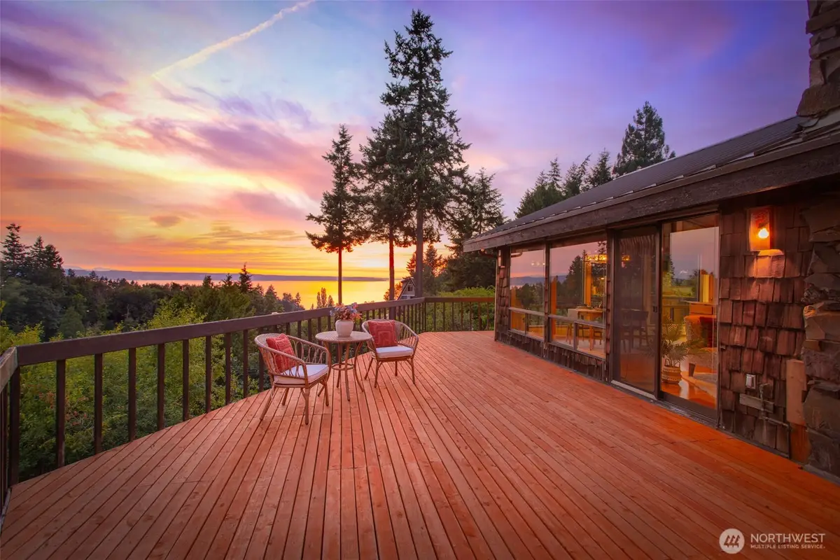 360 Heather Road, Everett, WA 98203 - #1