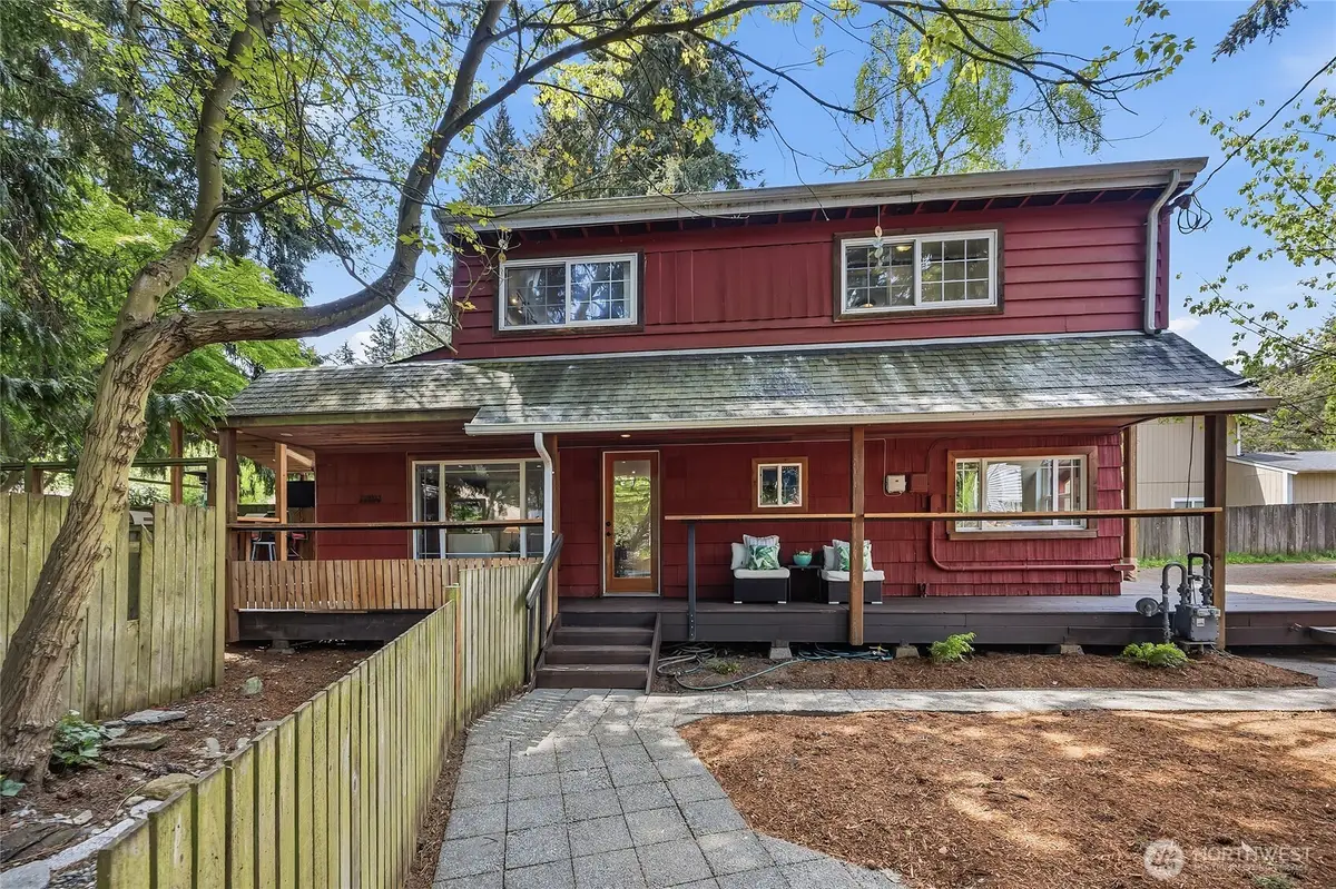 15749 Wallingford Avenue N, Shoreline, WA 98133 - #1