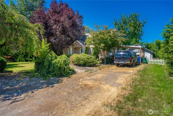 6823 60th Street E, Puyallup, WA 98371