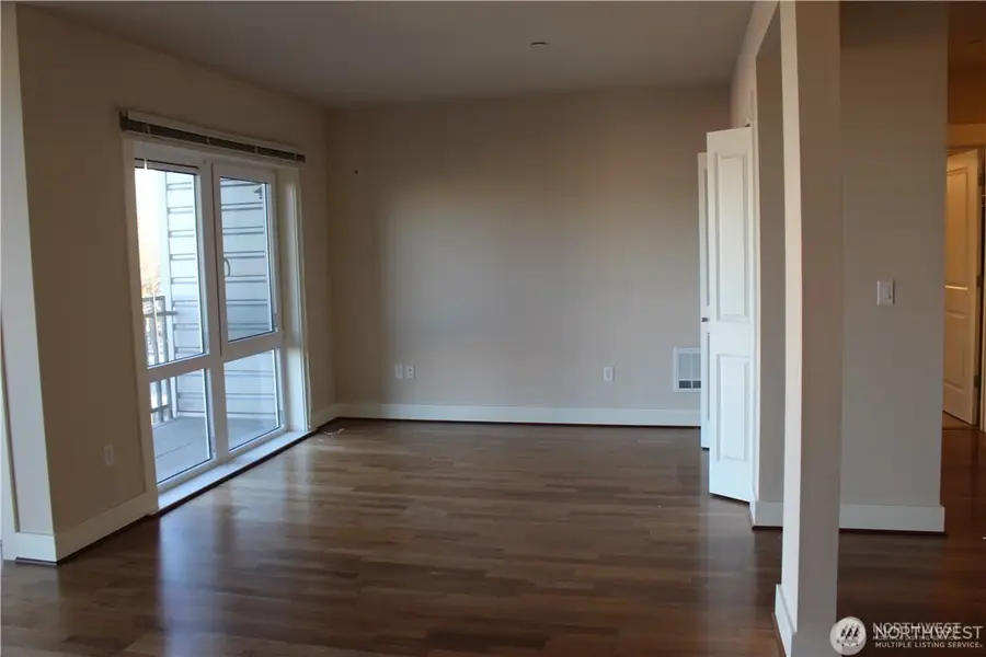 699 John St #414, Seattle, WA 98109 - #2