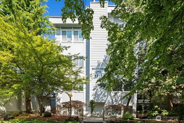 5912 California Avenue Sw #201, Seattle, WA 98136