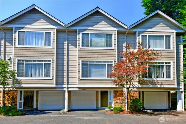 7214 NE 182nd Street #3, Kenmore, WA 98028