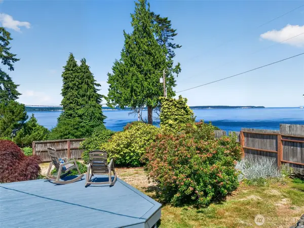 306 Spyglass Drive, Freeland, WA 98249