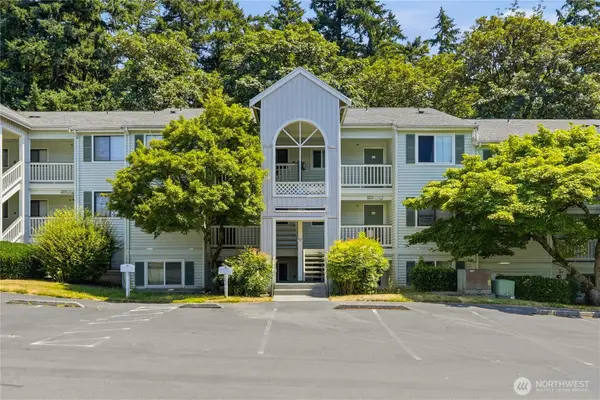 25131 98th Place S #B205, Kent, WA 98030