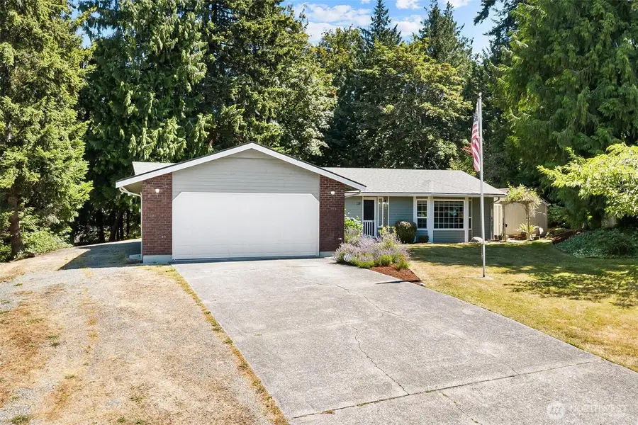 118 N 38th Place, Mount Vernon, WA 98273 - #2