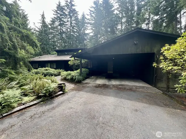 39045 258th Avenue Se, Enumclaw, WA 98022