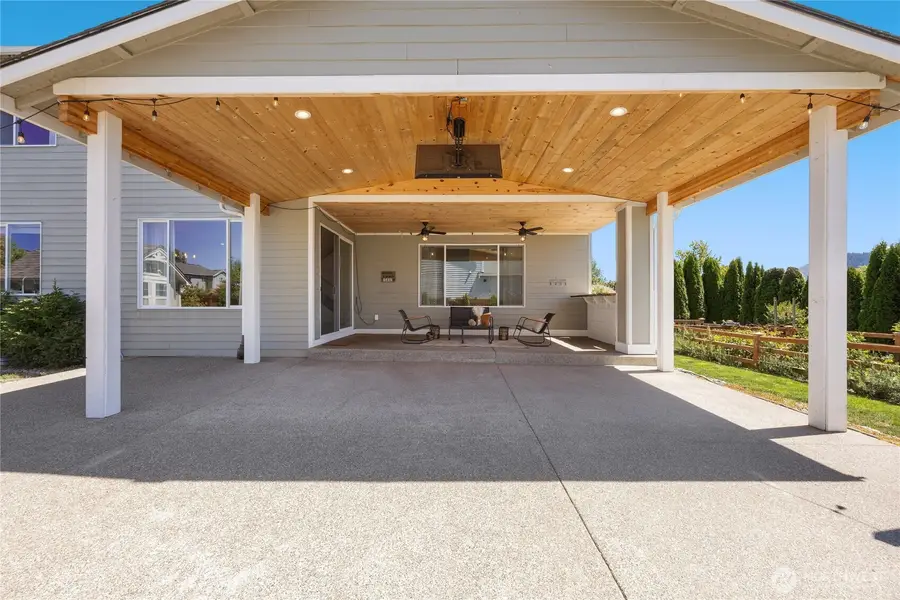 650 Mckinley Street, Enumclaw, WA 98022 - #3