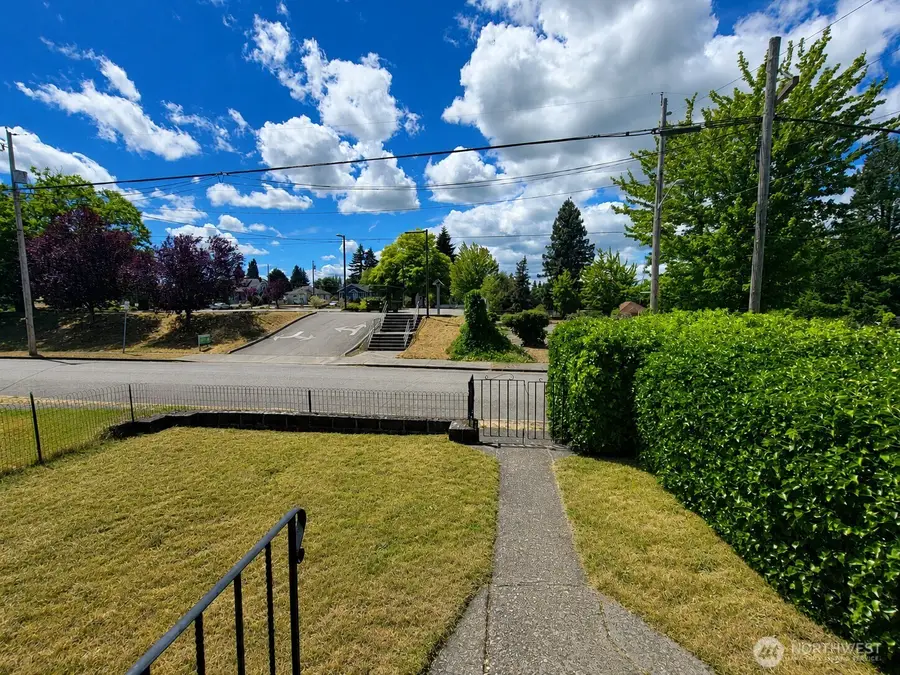 1120 Lincoln Avenue, Bremerton, WA 98337 - #3