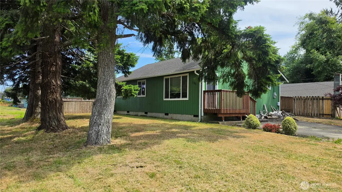 123 W Marion Street, Aberdeen, WA 98520 - #1